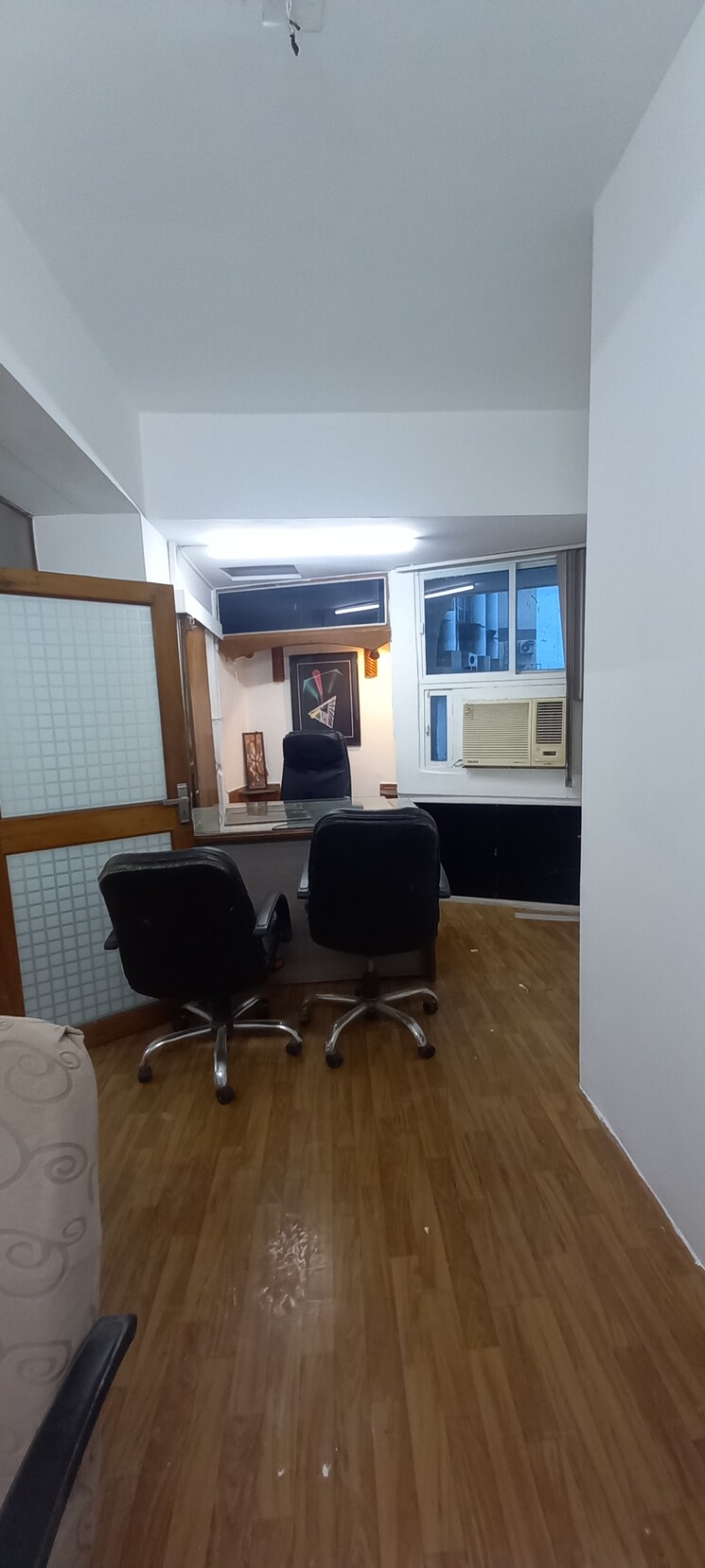Team Area, c g road Commercial Office Space 600 Sq.Ft. In C G Road Ahmedabad 9021462