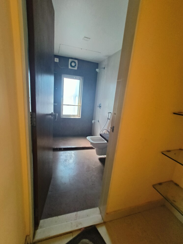 Room, dattani-park-7a 1 Bedroom 430 Sq.Ft. Apartment In Kandivali East Mumbai 9021471