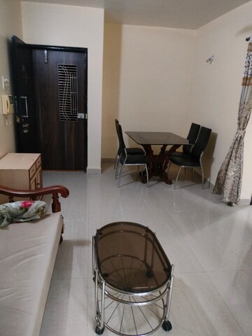 Team Area in 1 BHK Apartment at Shivraise Apartment, Kandivali East – for Rent