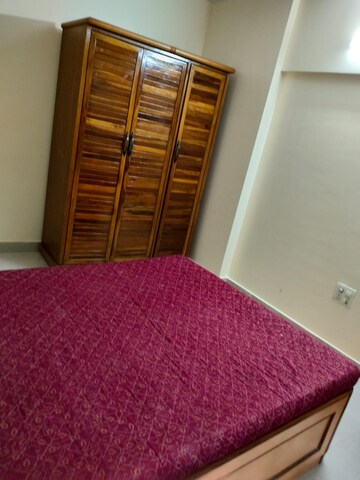 Bedroom in 1 BHK Apartment at Shivraise Apartment, Kandivali East – for Rent