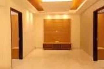 Furnished Amenities in 3 BHK Builder Floor at Shivalik Colony – for Rent