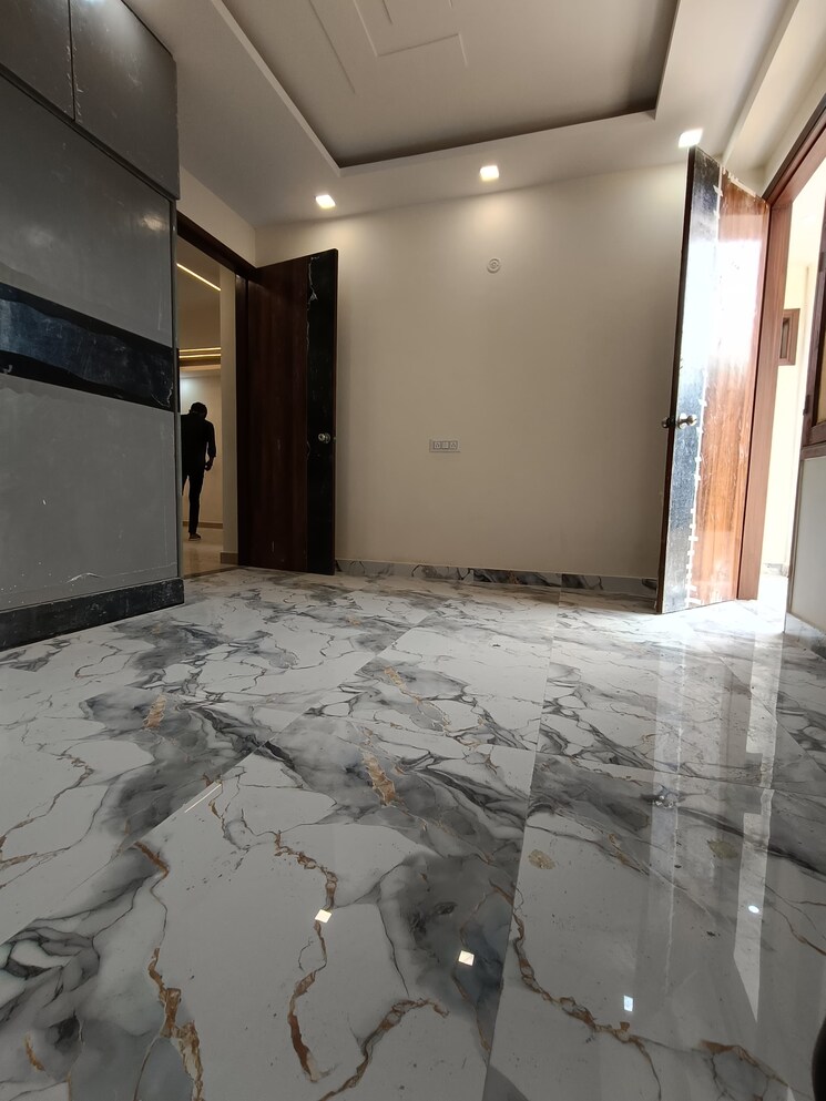 Bedroom, shivalik colony 3 Bedroom 1800 Sq.Ft. Builder Floor In Shivalik Colony Delhi 9021489