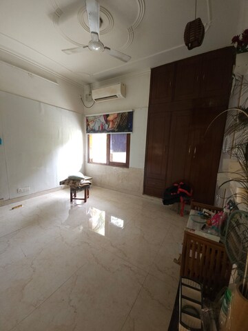 Room in 2 BHK Apartment at Harsh Apartments, Sector 10 Dwarka – for Rent