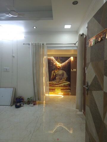 Room in 2 BHK Apartment at Harsh Apartments, Sector 10 Dwarka – for Rent
