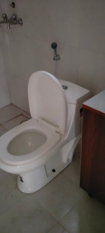 Bathroom in 2 BHK Apartment at Suncity Avenue 76, Sector 76 – for Rent