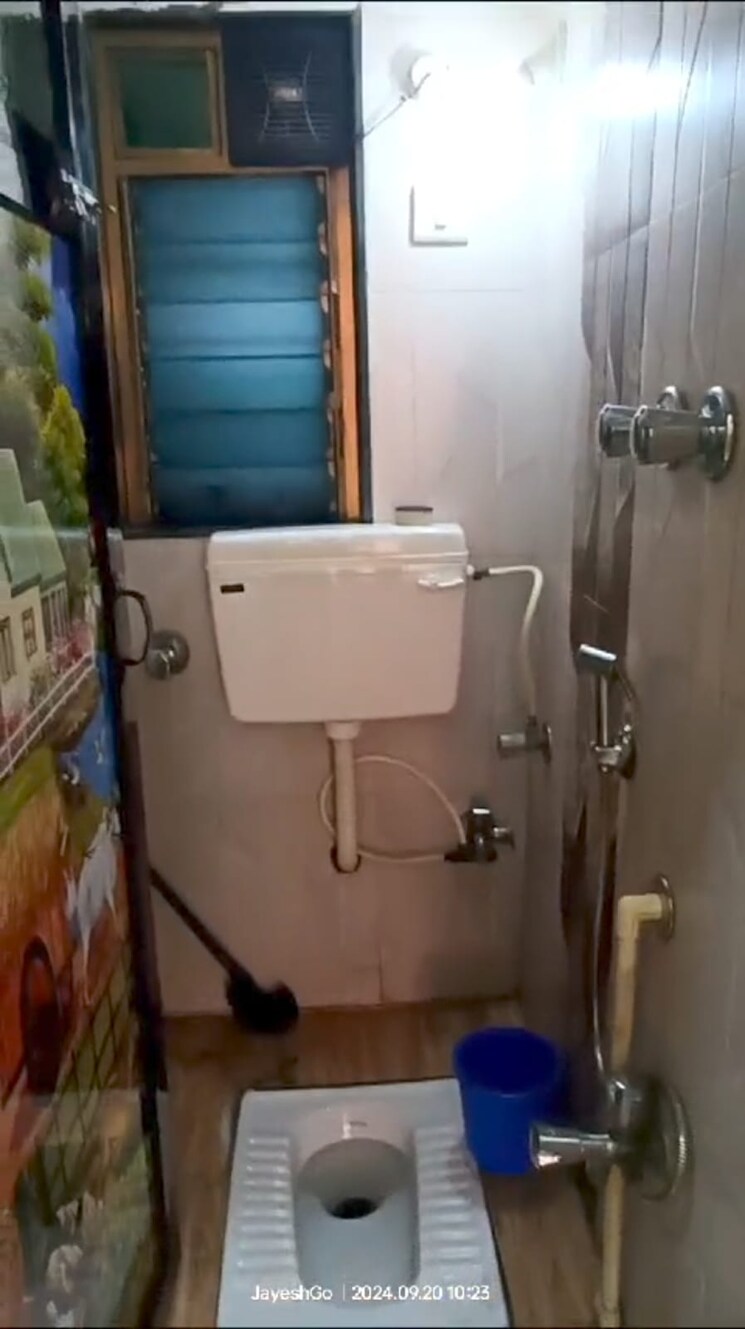 Bathroom, abhay-sheetal-complex 2 Bedroom 1000 Sq.Ft. Apartment In Mira Road Thane 9021411