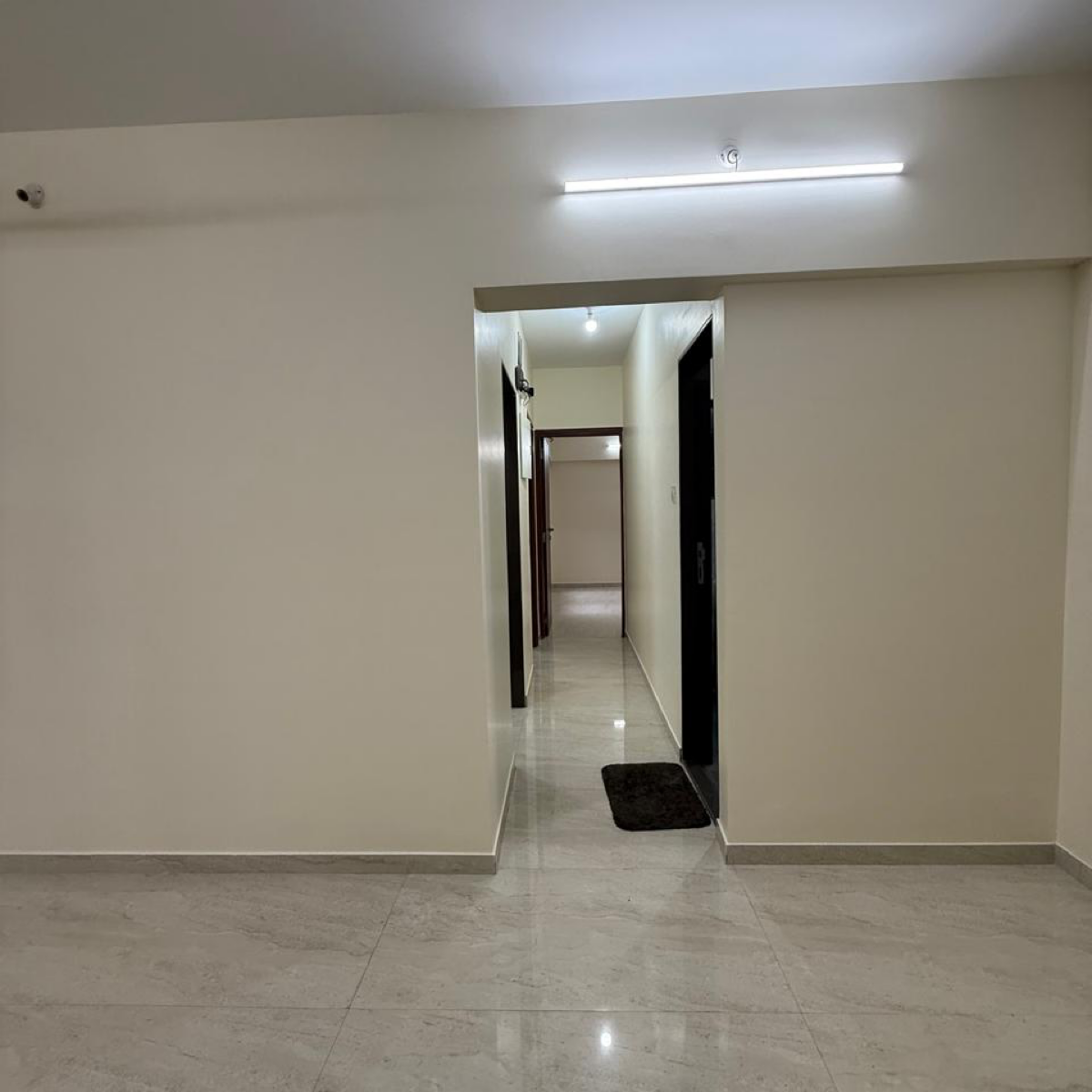 1.5 BHK + Pooja Room,Servant Room Apartment For Rent in Spenta Medius