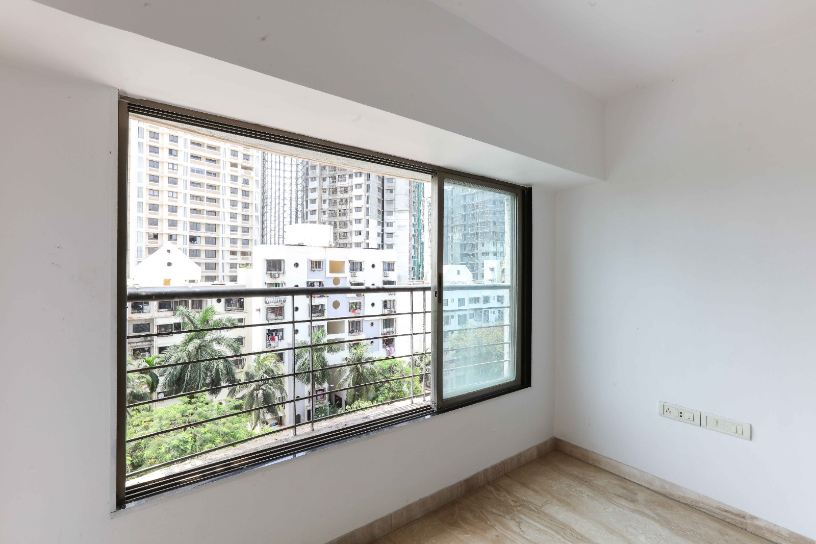 2 BHK Apartment For Rent in JP Decks