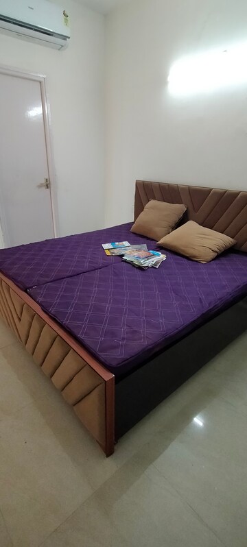 Bedroom in 2 BHK Apartment at Suncity Avenue 76, Sector 76 – for Rent