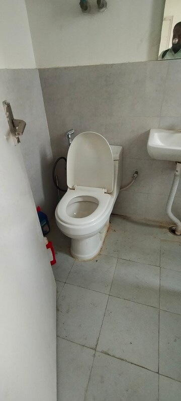 Bathroom in 2 BHK Apartment at Suncity Avenue 76, Sector 76 – for Rent