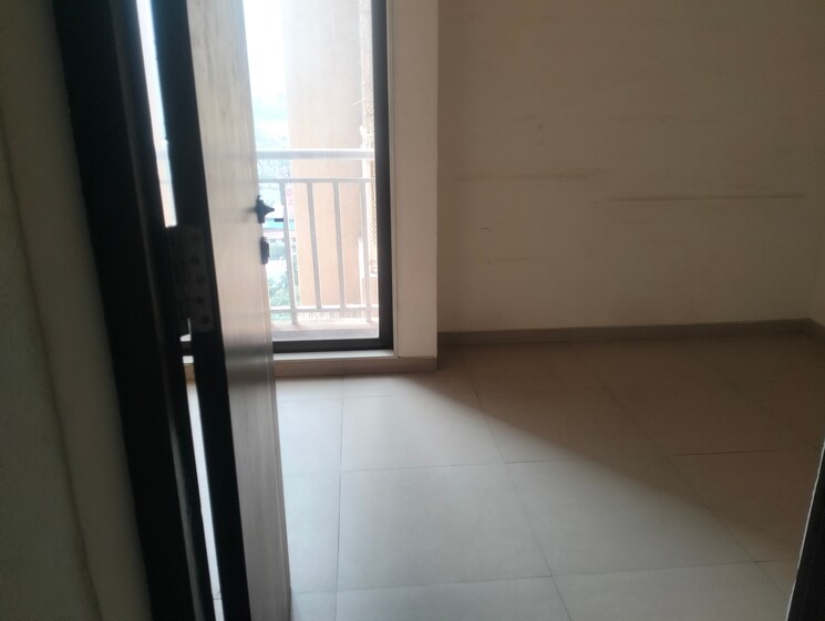 Room, harmony-signature-towers 3.5 Bedroom 1100 Sq.Ft. Apartment In Owale Thane 9021696