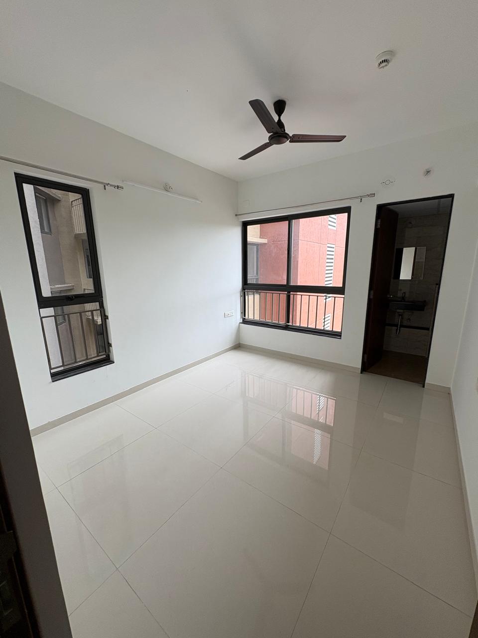 3 BHK Apartment For Rent in Shapoorji Pallonji Sensorium