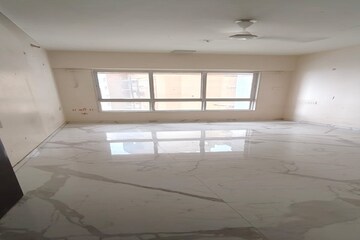 Room in 2 BHK Apartment at Blumen Apartments, Vikhroli West – for Rent