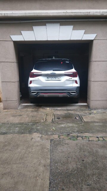 Parking in 3 BHK Apartment at Siddharth Estates, Kalyani Nagar – for Rent
