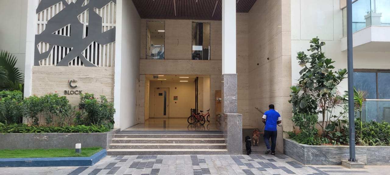 4 BHK + Pooja Room Apartment For Rent in Harsha Sky High