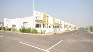 3 BHK Villa – Exterior View View at BPTP Parklands Villa, Sector 88 - for Sale