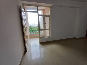 Room in 3 BHK Apartment at ABA Coco County, Sector 10 Greater Noida – for Rent