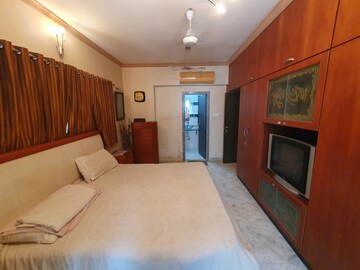 Bedroom in 2 BHK Apartment at Gurunanak Nagar – for Sale