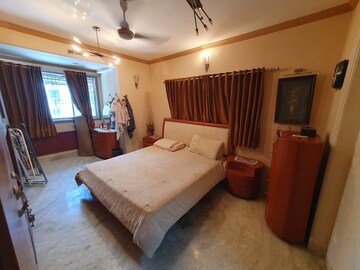 Bedroom in 2 BHK Apartment at Gurunanak Nagar – for Sale