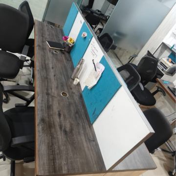 Team Area in  Office Space at Suratwala Mark Plazzo, Bhagwan Nagar – for Rent