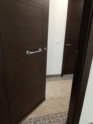 Living Room in 4 BHK Builder Floor at Green Park Extension – for Rent