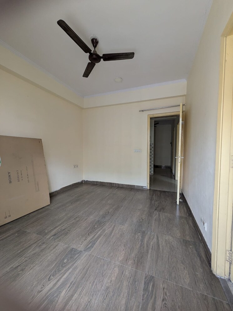 Room, mahagun-mantra-i 2 Bedroom 610 Sq.Ft. Apartment In Sector 10 Greater Noida Greater Noida 9021854