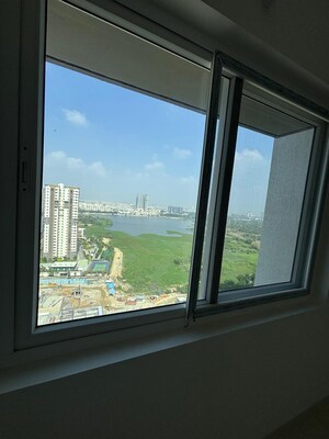 Room in 3 BHK Apartment at Aparna Sarovar Zicon, Nallagandla – for Sale