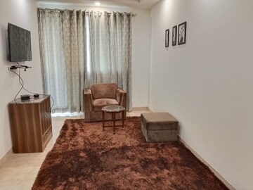 Living Room in 4 BHK Builder Floor at Green Park Extension – for Rent