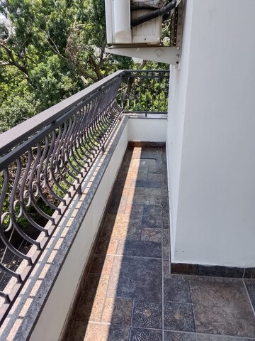 Balcony in 4 BHK Builder Floor at Green Park Extension – for Rent