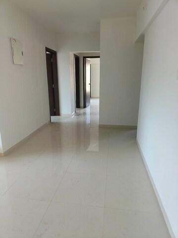 Room in 3 BHK Apartment at Mantra 29 Gold Coast, Tingre Nagar – for Sale