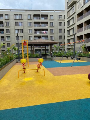 Swimming Pool in 3 BHK Apartment at Mantra 29 Gold Coast, Tingre Nagar – for Sale