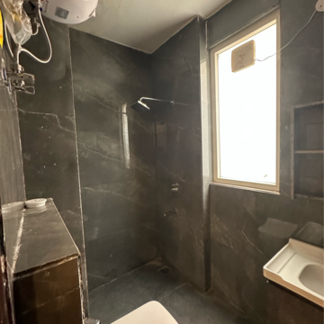 Kitchen in 4 BHK Builder Floor at Ansal Api Versalia 2, Sector 67 – for Rent