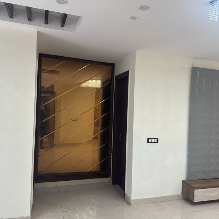 Room, ansal-api-versalia-2 4 Bedroom 2700 Sq.Ft. Builder Floor In Sector 67 Gurgaon 9021955