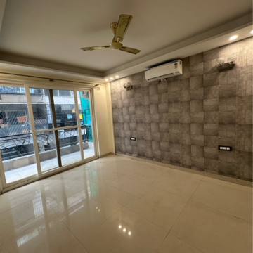 Balcony in 4 BHK Builder Floor at Ansal Api Versalia 2, Sector 67 – for Rent