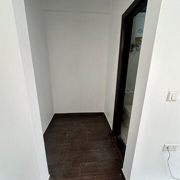 Building Lobby in 3 BHK Apartment at Sector 77 – for Rent