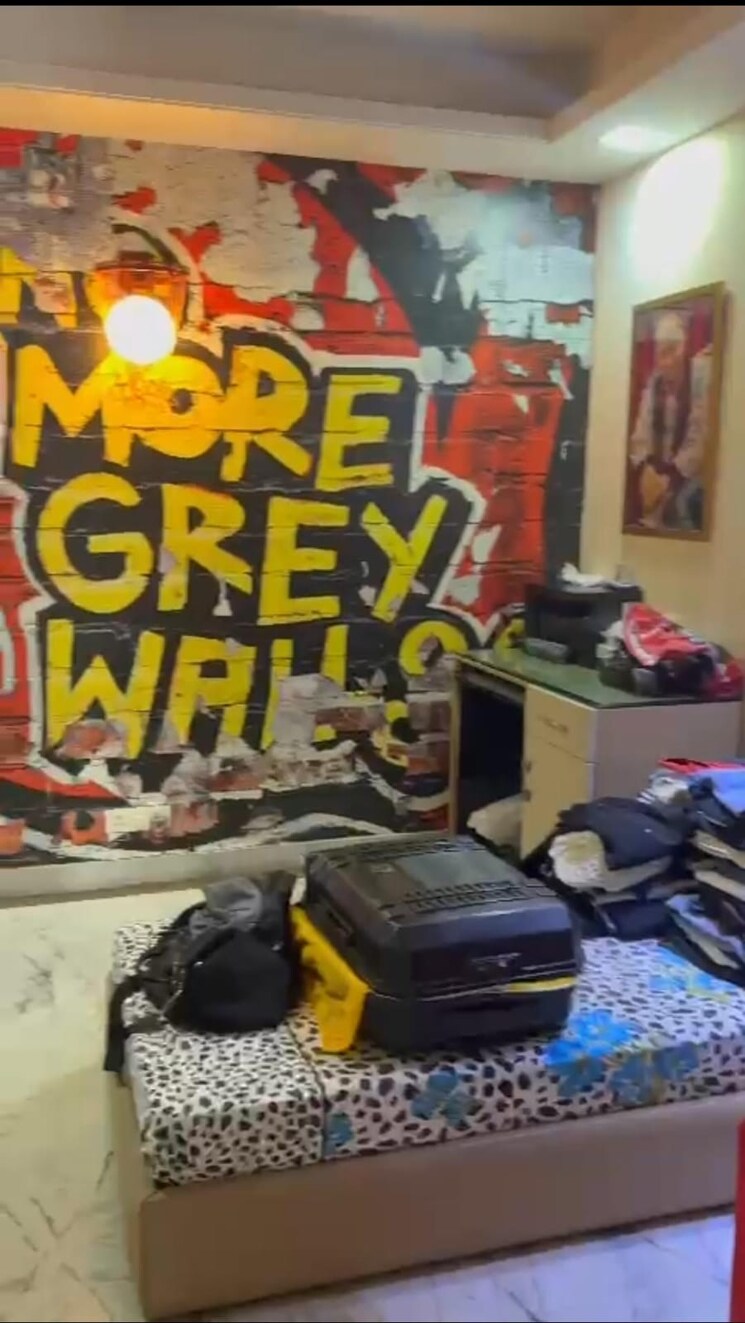 Bedroom, green park extension 4 Bedroom 330 Sq.Yd. Apartment In Green Park Extension Delhi 9021930