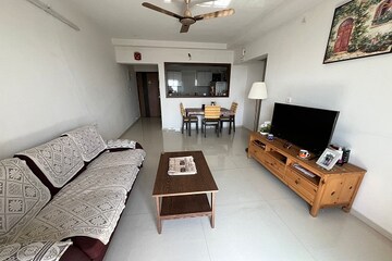 2 BHK Apartment For Rent in Mayfair The View, Vikhroli West