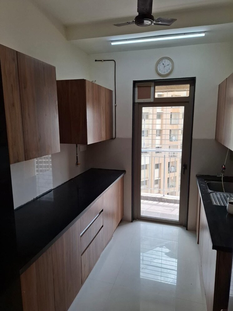 Kitchen, lodha-splendora 2 Bedroom 771 Sq.Ft. Apartment In Ghodbunder Road Thane 9022013