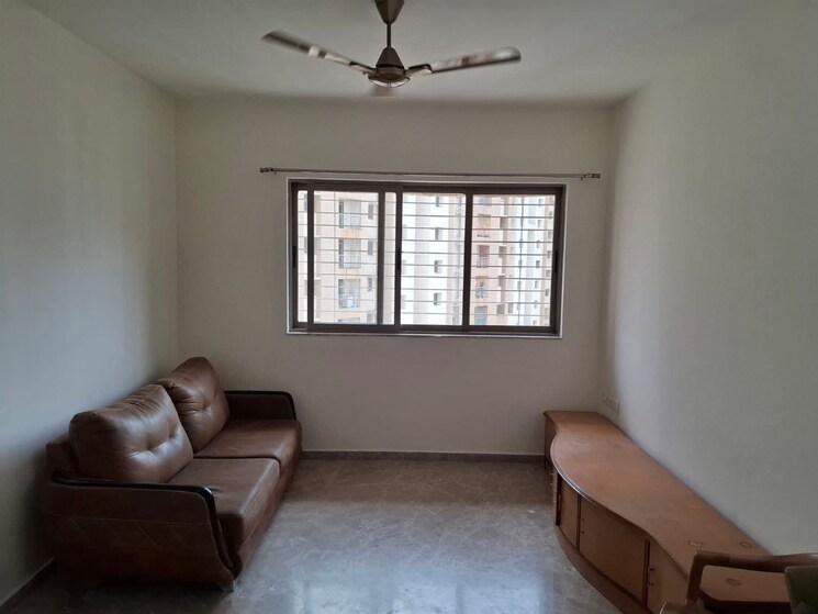 Living Room, lodha-splendora 2 Bedroom 771 Sq.Ft. Apartment In Ghodbunder Road Thane 9022013