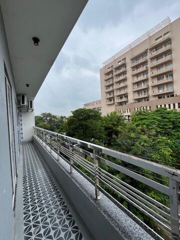 Balcony in 2 BHK Builder Floor at Sushant Lok I – for Rent