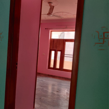 Room in 2.5 BHK Villa at Sector 23 – for Rent