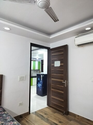 Furnished Amenities in 3 BHK Builder Floor at Saket – for Rent