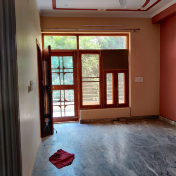 Bedroom in 2.5 BHK Villa at Sector 23 – for Rent