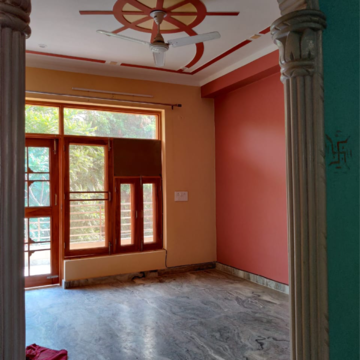 Room in 2.5 BHK Villa at Sector 23 – for Rent