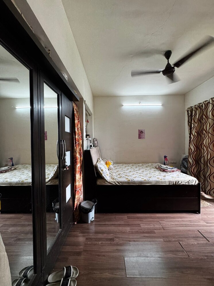 Bedroom, lodha-splendora 3 Bedroom 1124 Sq.Ft. Apartment In Ghodbunder Road Thane 9022040