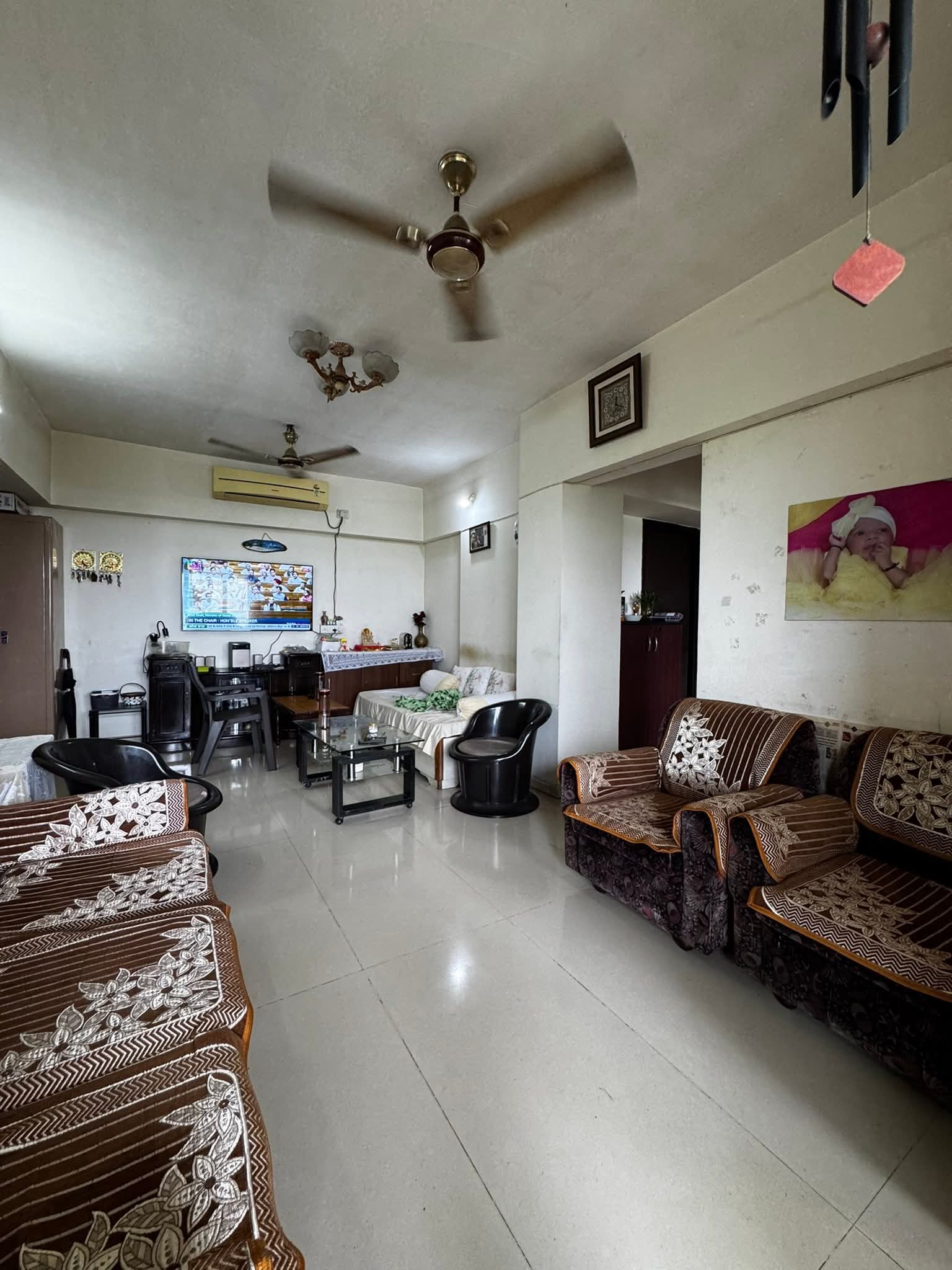 3 BHK + Pooja Room Apartment For Rent in Lodha Splendora