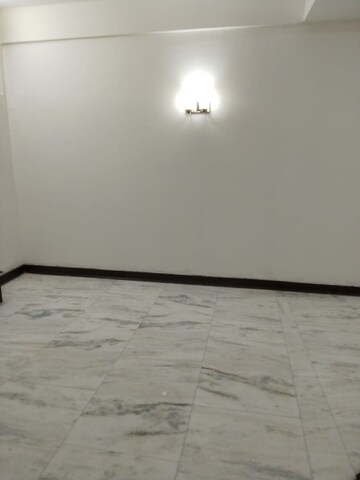 Room in 3 BHK Builder Floor at Hauz Khas – for Rent