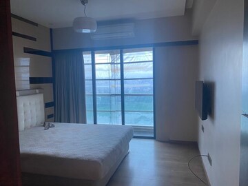 Bedroom in 3 BHK Apartment at AP Valencia Apartment, Santacruz West – for Rent