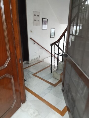 Staircase in 3 BHK Builder Floor at Hauz Khas – for Rent