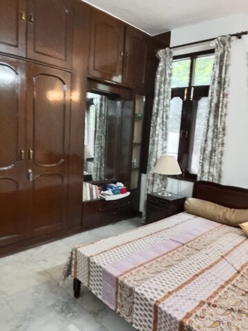Living Room in 3 BHK Builder Floor at Hauz Khas – for Rent